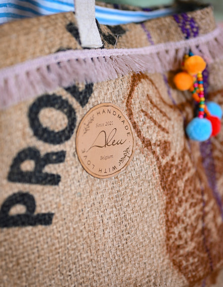 Kaffeesacktasche "Trudy" / Sac en toile de Jute (ancien sac de café) "Trudy"